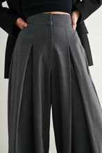 Load image into Gallery viewer, High Waisted Wide Leg Pleated Trouser Pants