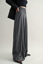 Load image into Gallery viewer, High Waisted Wide Leg Pleated Trouser Pants