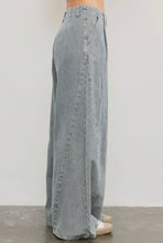 Load image into Gallery viewer, Wide leg denim