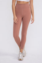Load image into Gallery viewer, essential high waist leggings
