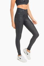 Load image into Gallery viewer, star foil black leggings

