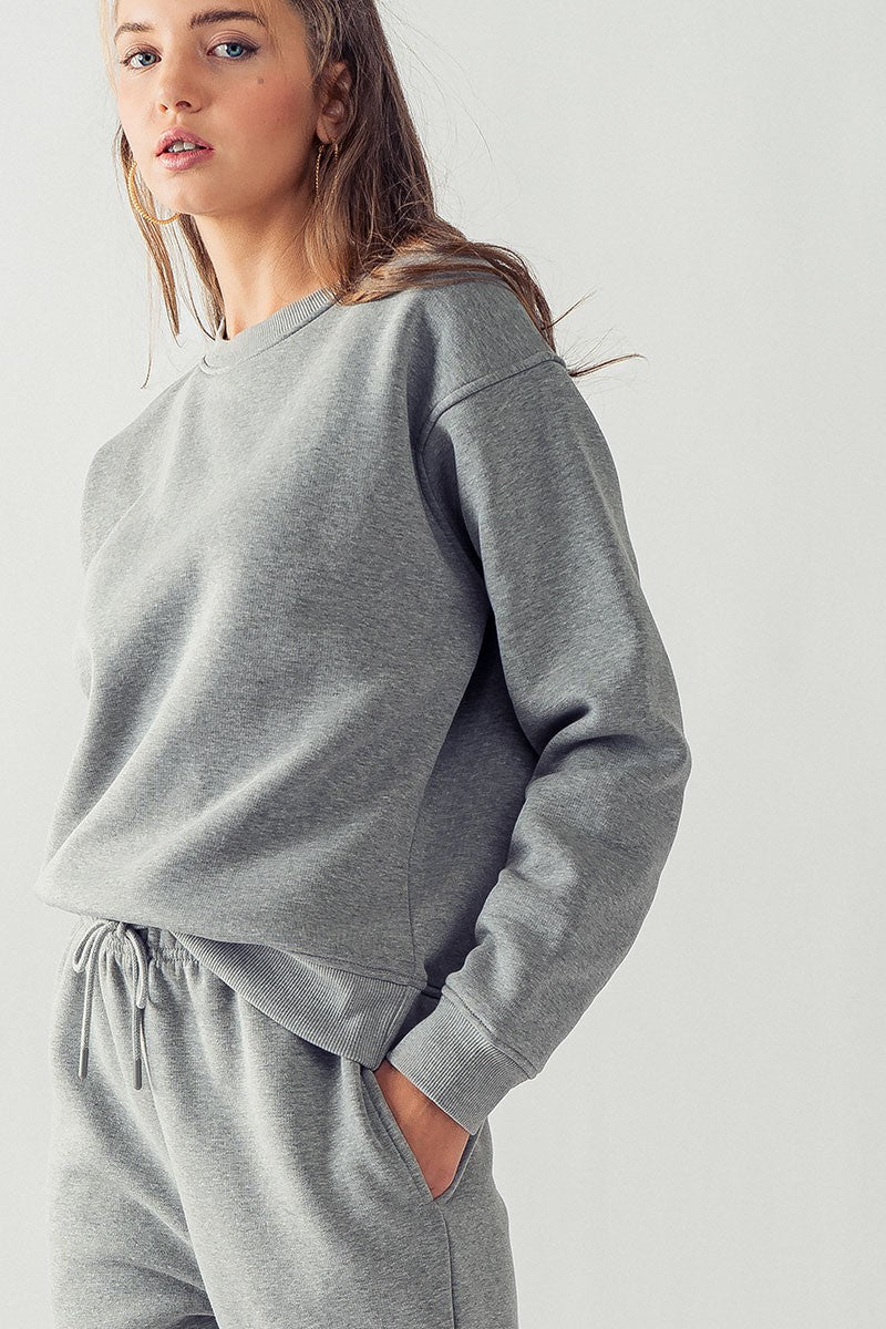 fleece sweatshirt (heather grey)