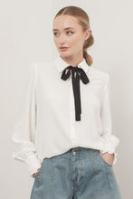 Load image into Gallery viewer, Terra bow blouse
