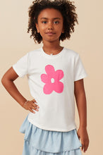 Load image into Gallery viewer, flowe patch t-shirt
