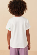 Load image into Gallery viewer, embroidered heart t-shirt
