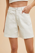 Load image into Gallery viewer, Bermuda mom shorts
