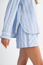 Load image into Gallery viewer, Striped Shorts
