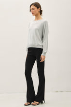 Load image into Gallery viewer, Raglan Sleeve Basic Knit Top
