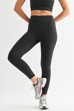 Load image into Gallery viewer, Newport Legging
