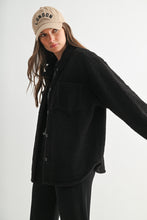 Load image into Gallery viewer, Frostline Sherpa Shacket (black)
