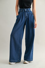 Load image into Gallery viewer, Mid-rise Pleated Wide Leg Denim
