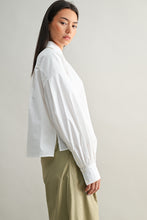 Load image into Gallery viewer, Balloon Sleeve Button Down
