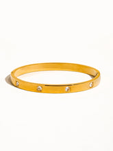 Load image into Gallery viewer, Neil 18K Gold Non-Tarnish Classic Cz Bangle
