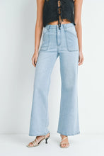 Load image into Gallery viewer, Patch Pocket Wide Leg Flare
