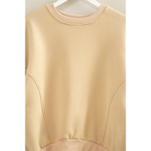 Load image into Gallery viewer, Crew Neck Oversized Sweatshirt
