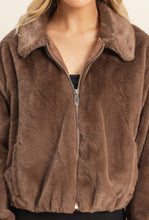 Load image into Gallery viewer, Goldie jacket
