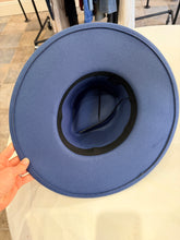 Load image into Gallery viewer, Blue felt hat
