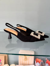 Load image into Gallery viewer, Black kitten heels
