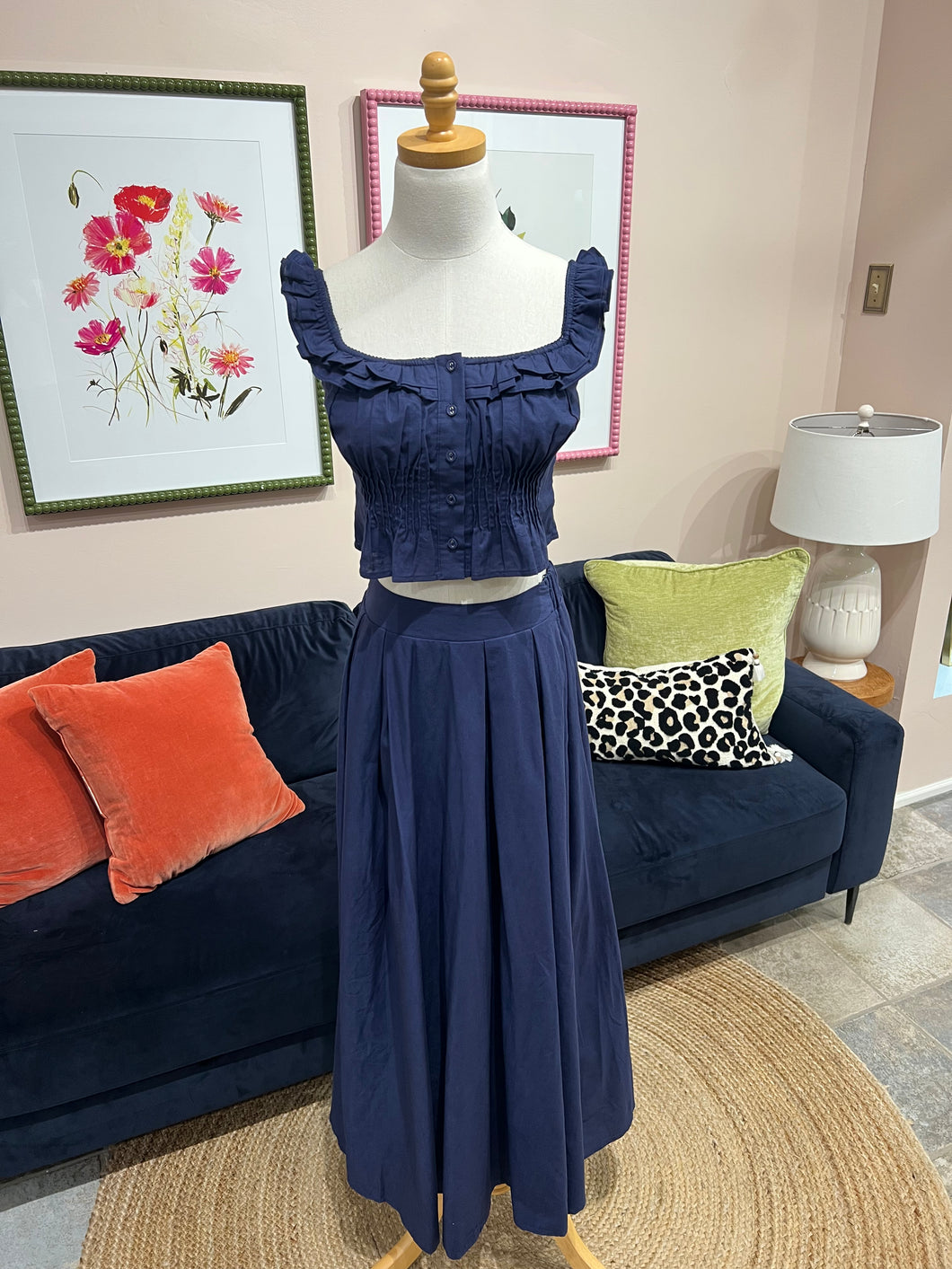 navy skirt