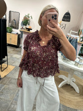 Load image into Gallery viewer, Aria Smocked Floral Top

