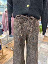 Load image into Gallery viewer, The Maya Leopard Pants
