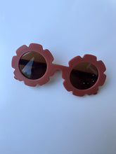 Load image into Gallery viewer, flower toddler sunglasses
