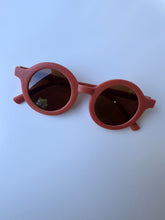 Load image into Gallery viewer, round toddler sunglasses
