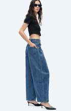 Load image into Gallery viewer, Katia barrel leg denim
