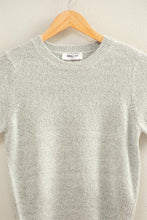 Load image into Gallery viewer, Short Sleeve Sweater Top

