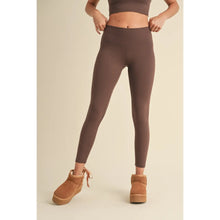 Load image into Gallery viewer, High-Rise Leggings (chocolate)
