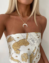 Load image into Gallery viewer, Horn necklace
