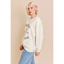 Load image into Gallery viewer, Apres Ski Club sweatshirt.
