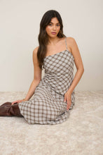 Load image into Gallery viewer, Aria Plaid Maxi Dress
