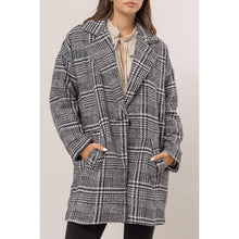 Load image into Gallery viewer, Plaid Oversized Coat

